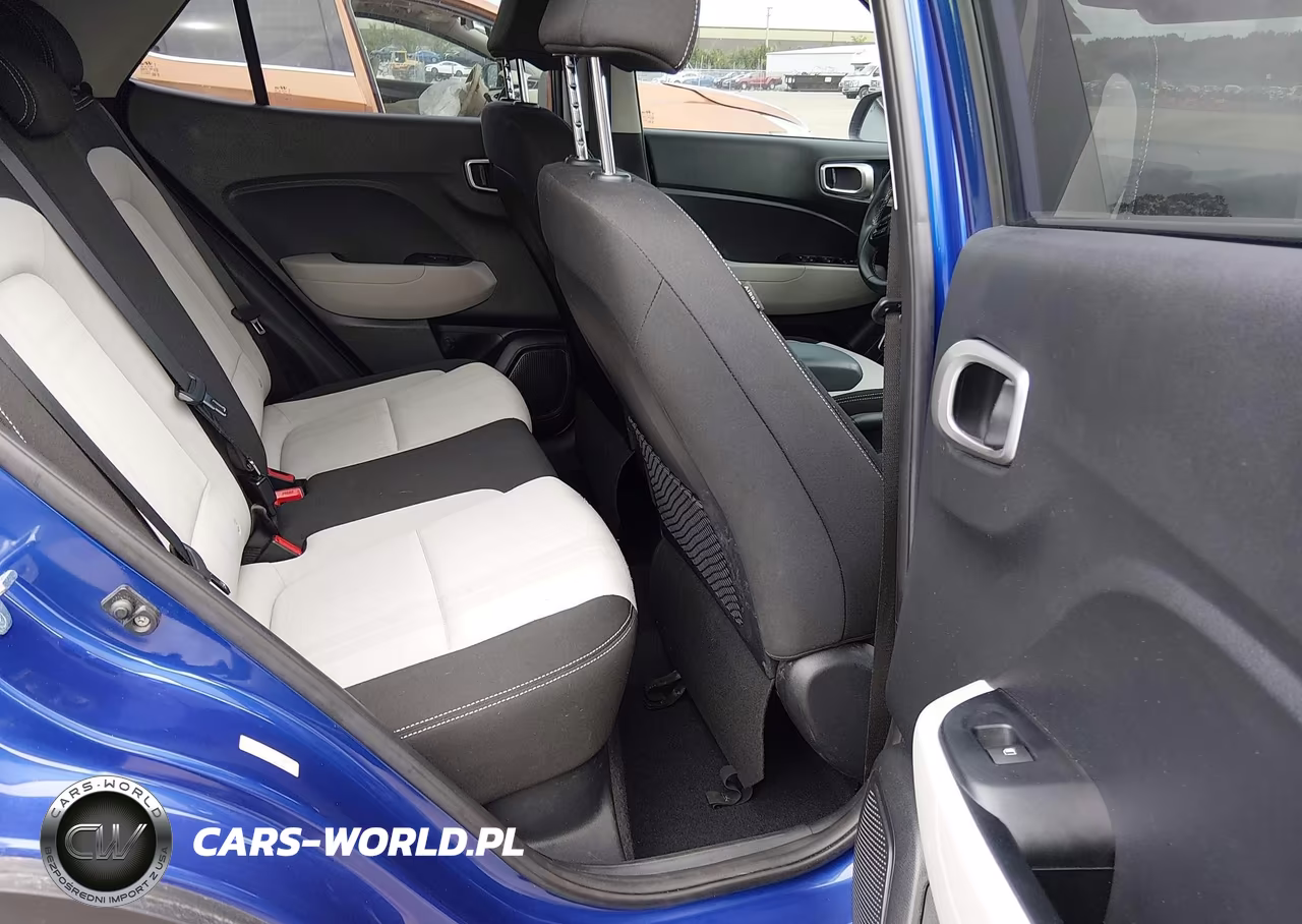 2023 Hyundai Venue Sel VIN:KMHRC8A35PU258373 - 8