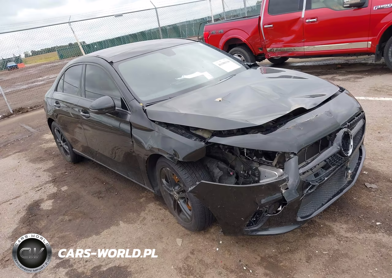 2020 Mercedes-Benz A 220
