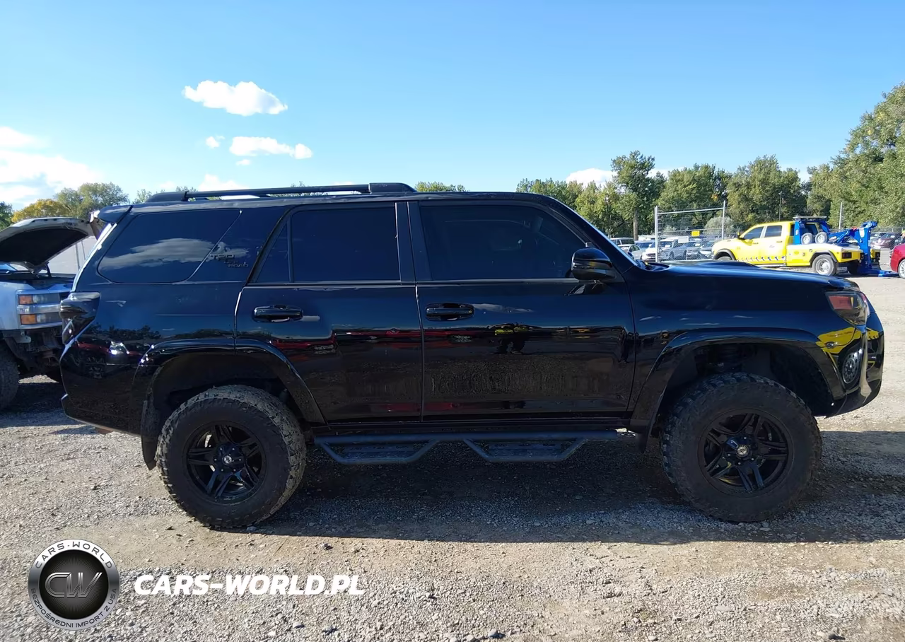 2020 Toyota 4Runner Trd Off Road Premium VIN:JTEBU5JRXL5830396 - 13