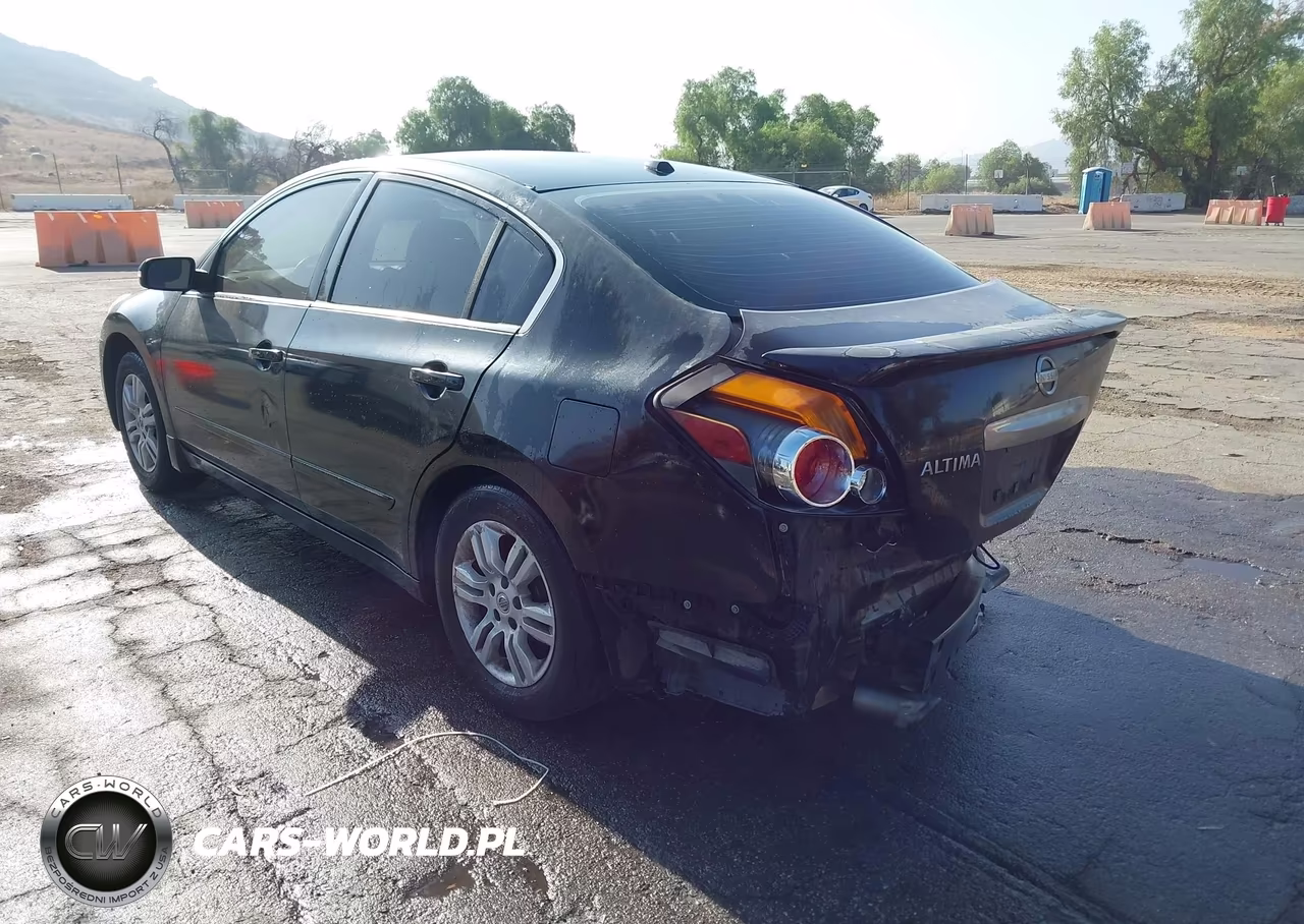 2010 Nissan Altima 2.5 S VIN:1N4AL2AP1AN511777 - 3