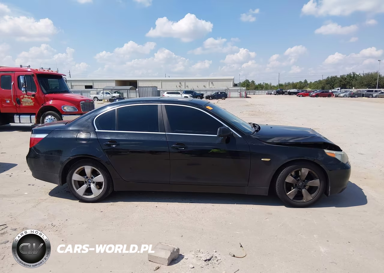 2007 BMW 525I VIN:WBANE535X7CW59494 - 13