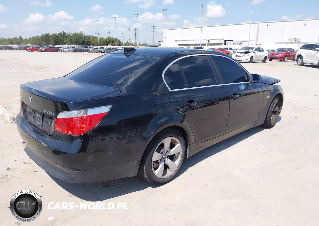 2007 BMW 525I VIN:WBANE535X7CW59494 - 4