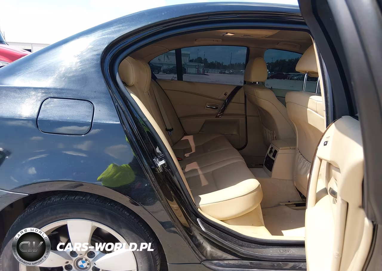 2007 BMW 525I VIN:WBANE535X7CW59494 - 8
