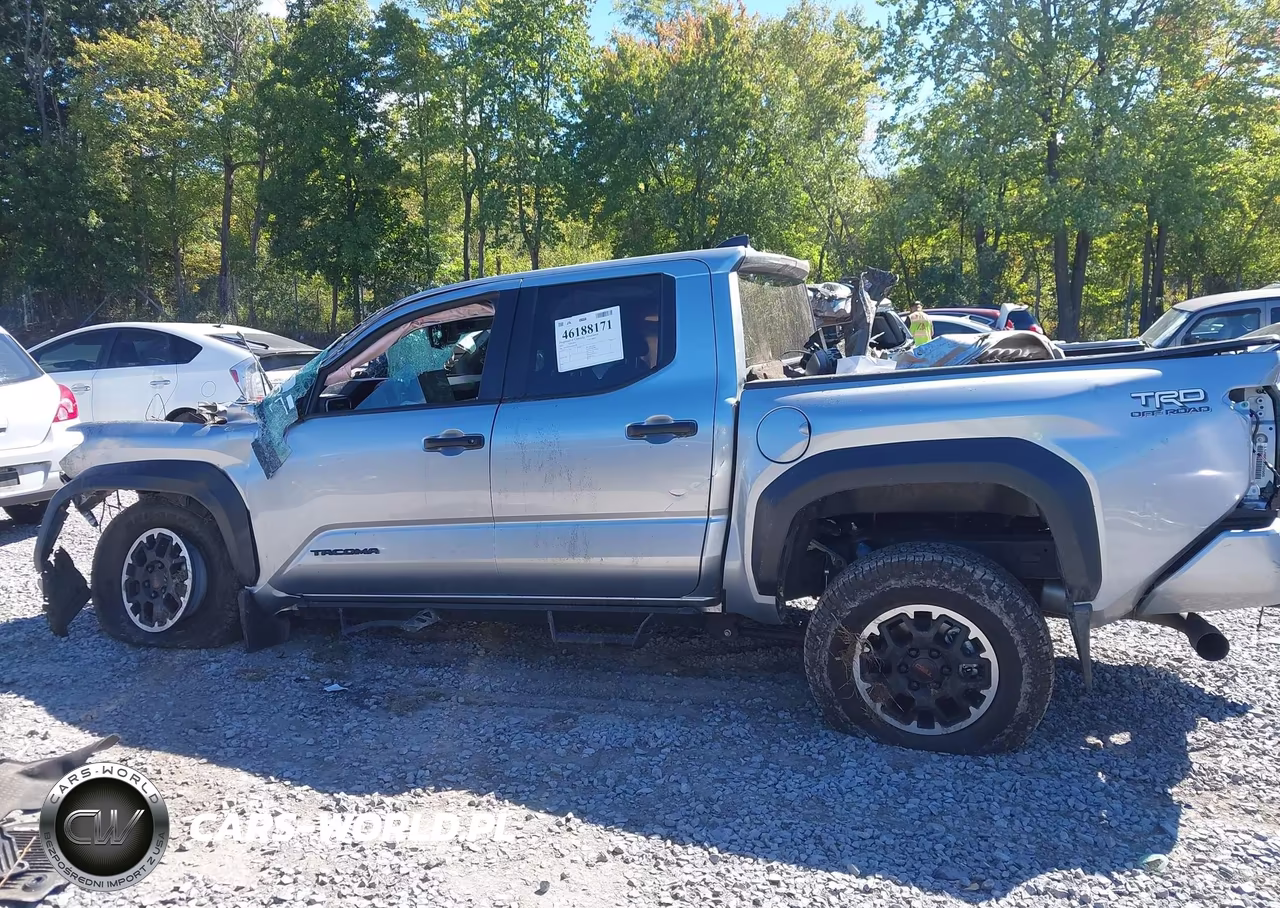 2025 Toyota Tacoma Trd Off Road VIN:3TMLB5JN7SM206799 - 14