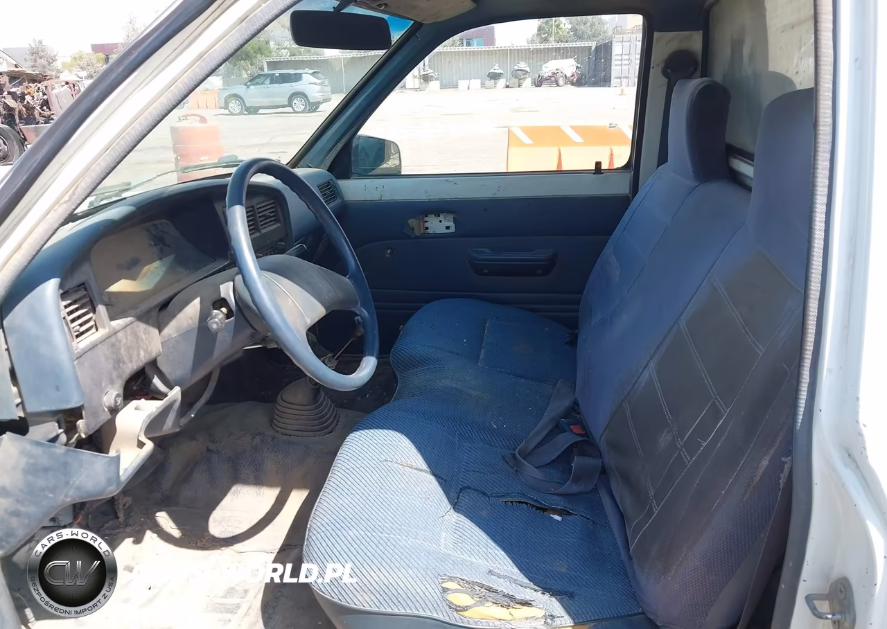 1991 Toyota Pickup 1-2 Ton Short Wheelbase VIN:JT4RN81A2M0064948 - 5