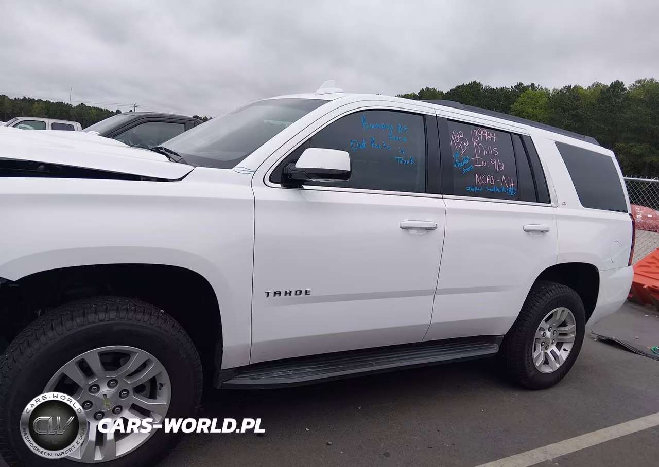 2019 Chevrolet Tahoe Lt VIN:1GNSKBKC8KR141541 - 14