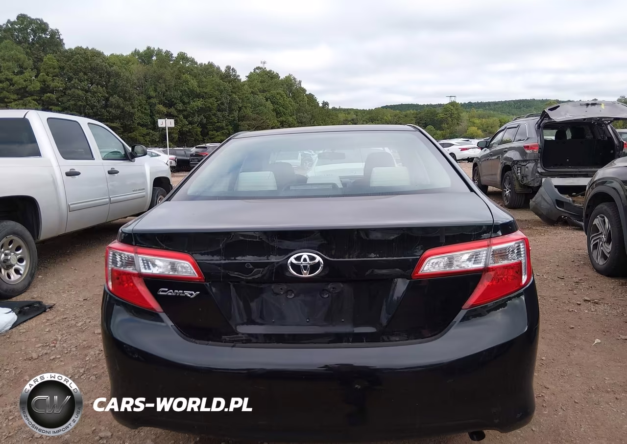 2014 Toyota Camry L VIN:4T1BF1FK4EU779257 - 17