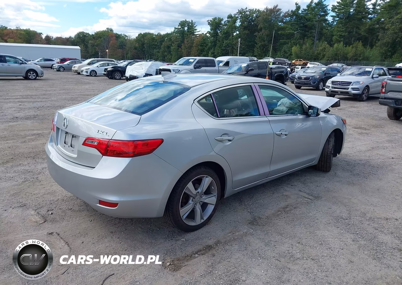 2013 Acura Ilx 2.0L VIN:19VDE1F55DE001498 - 4
