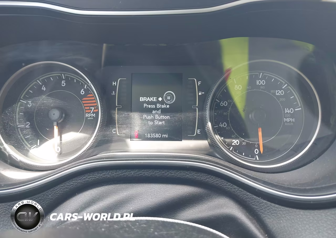2019 Jeep Cherokee Latitude Plus Fwd VIN:1C4PJLLB6KD129639 - 7
