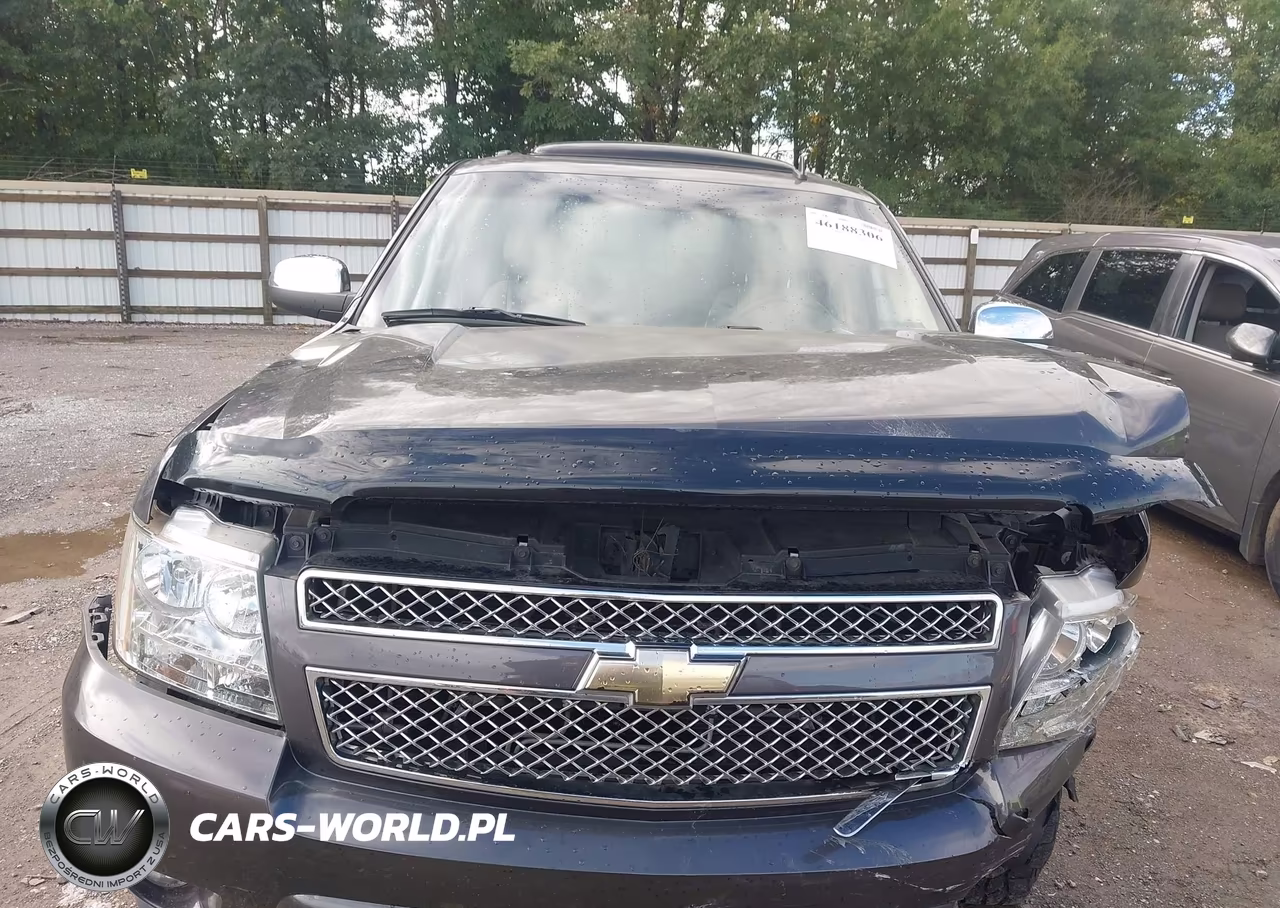 2010 Chevrolet Suburban 1500 Ltz VIN:1GNUKKE34AR137795 - 12