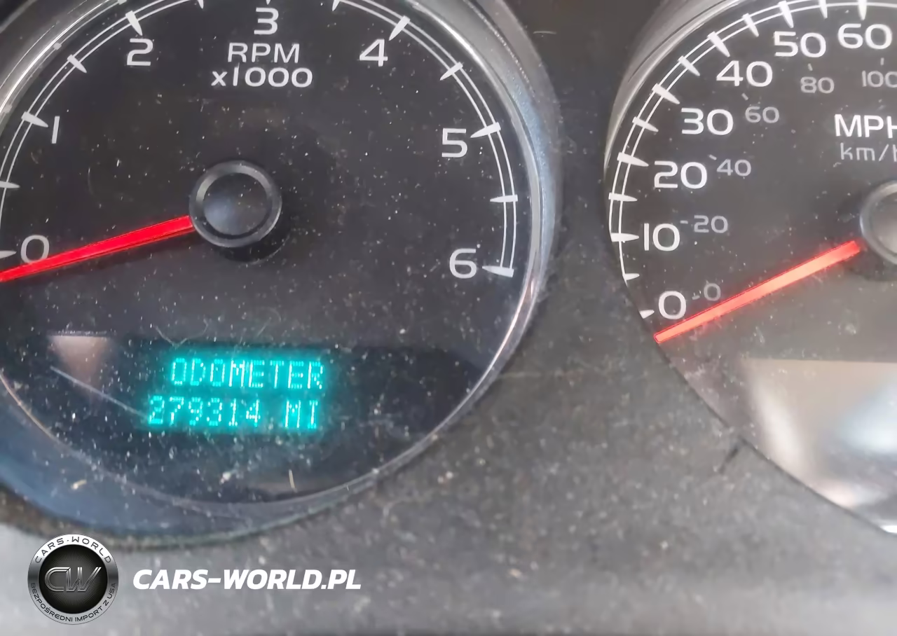 2010 Chevrolet Suburban 1500 Ltz VIN:1GNUKKE34AR137795 - 7