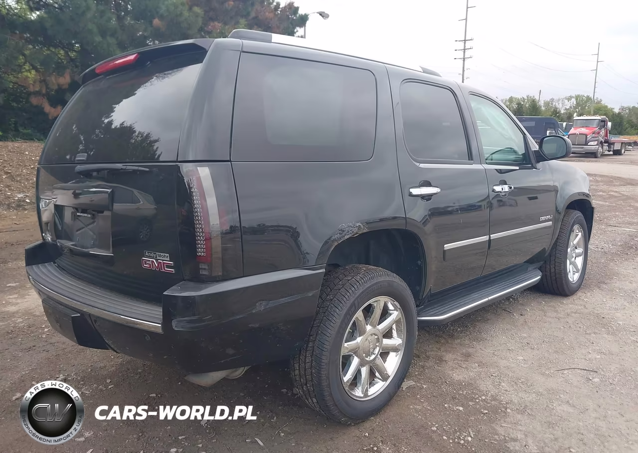 2013 GMC Yukon Denali VIN:1GKS2EEF4DR304810 - 4