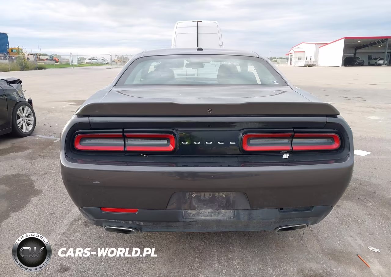 2019 Dodge Challenger Sxt VIN:2C3CDZAG7KH708363 - 17