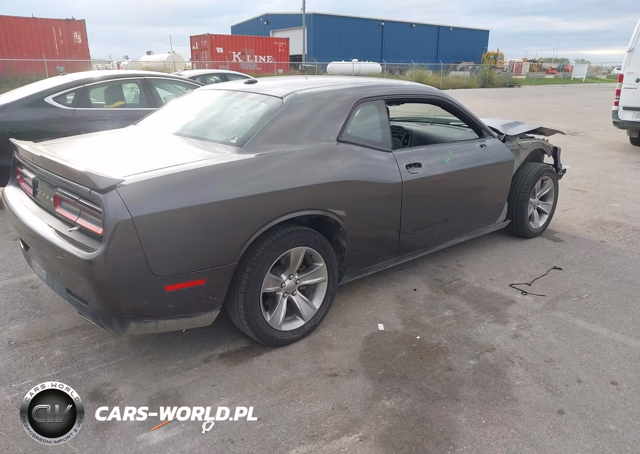 2019 Dodge Challenger Sxt VIN:2C3CDZAG7KH708363 - 4