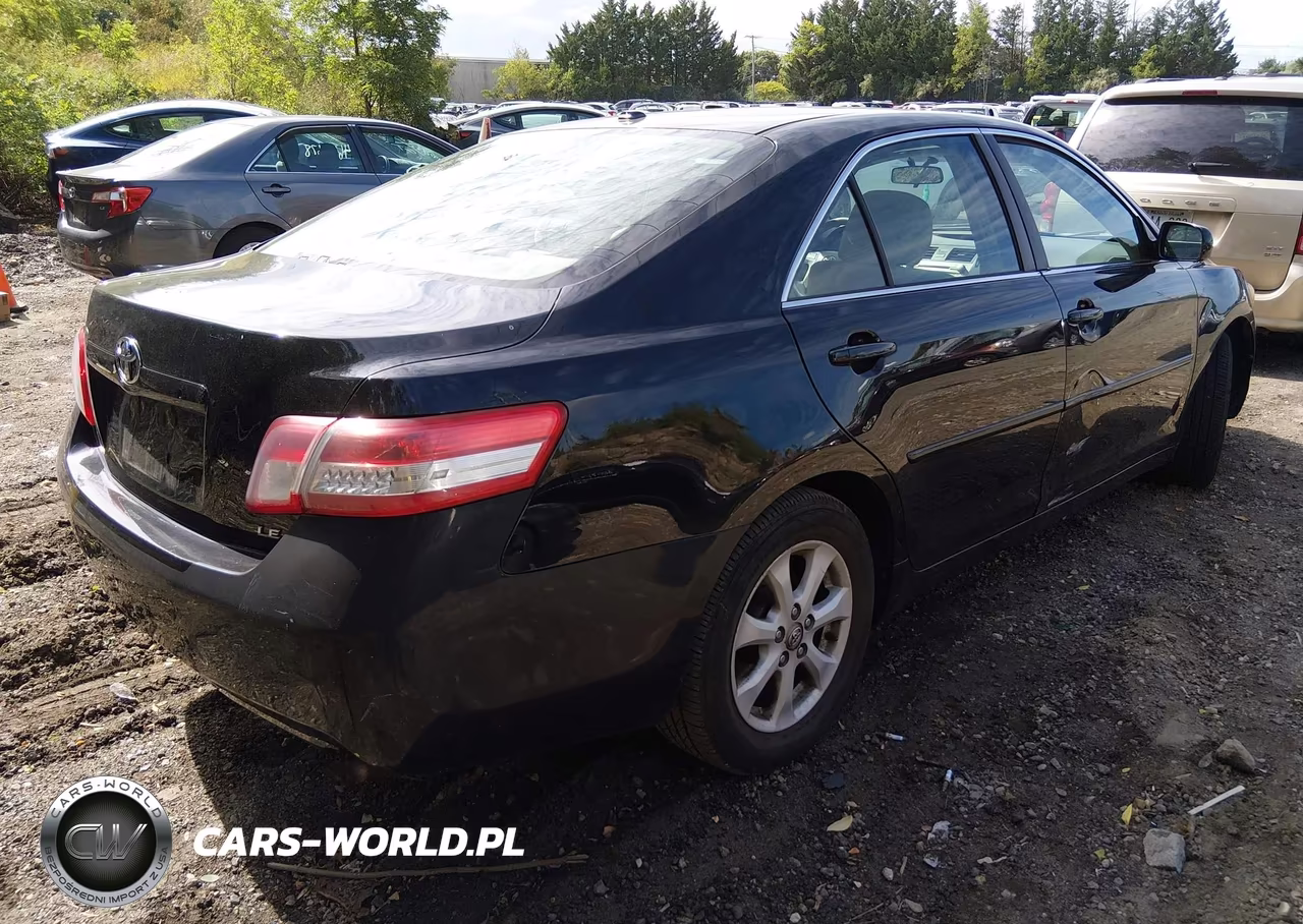 2011 Toyota Camry Le VIN:4T1BF3EKXBU179660 - 4