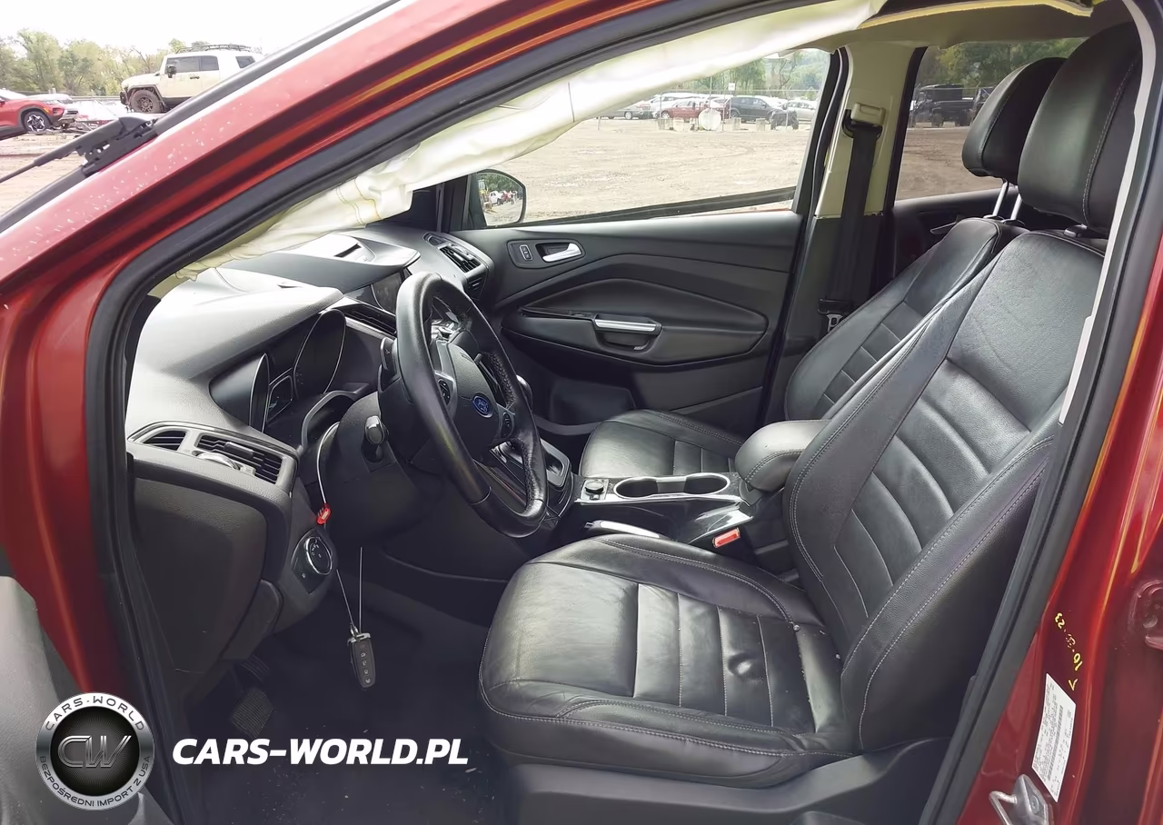 2014 Ford Escape Titanium VIN:1FMCU0J94EUC90740 - 5