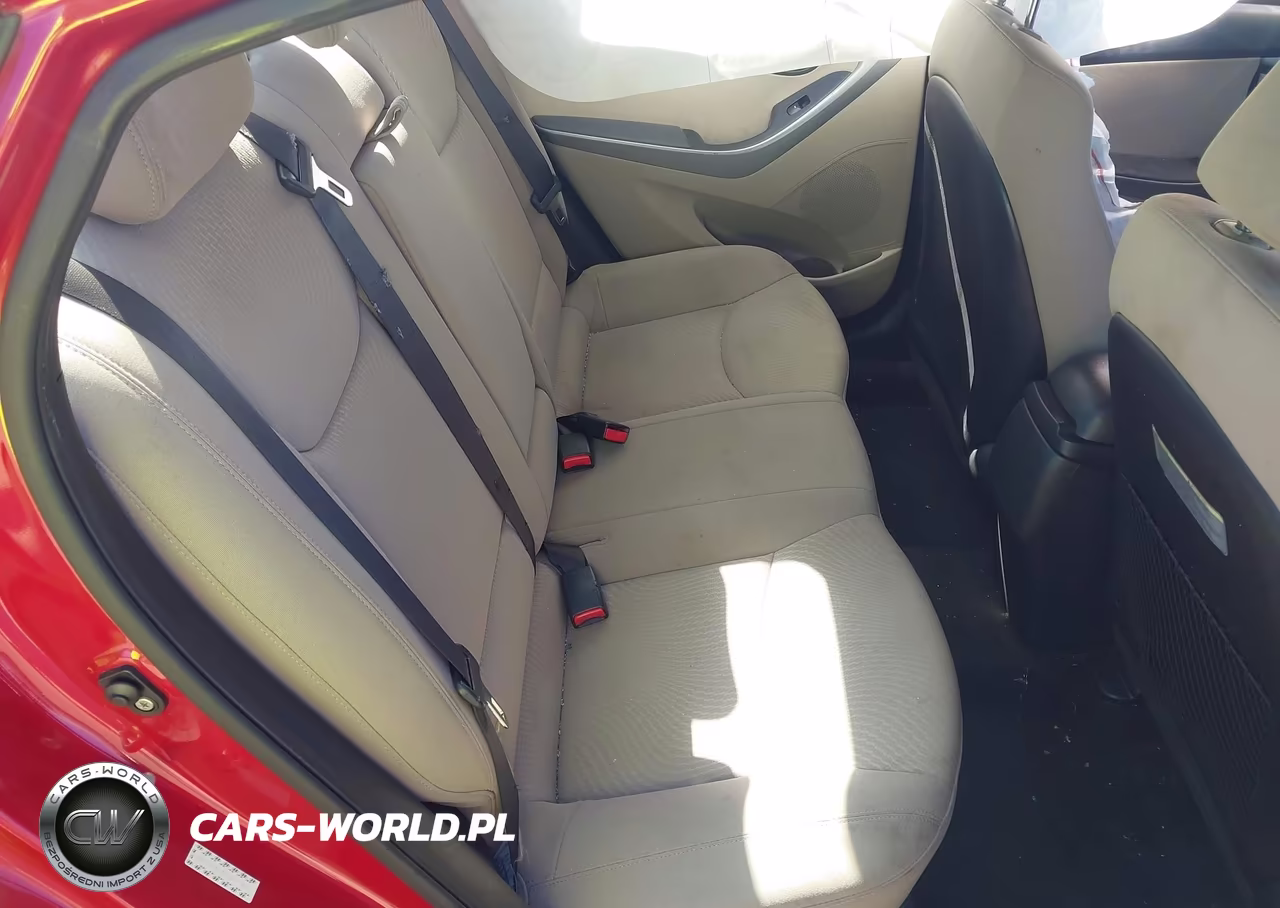 2016 Hyundai Elantra Value Edition VIN:KMHDH4AE3GU621341 - 8