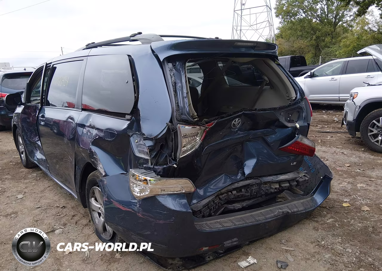 2013 Toyota Sienna Le V6 8 Passenger VIN:5TDKK3DC4DS330445 - 6