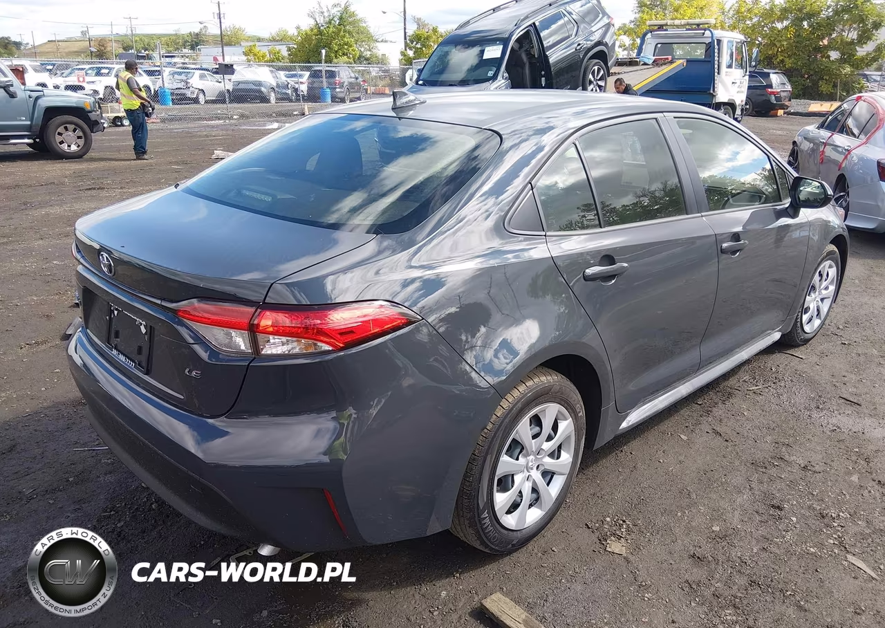 2026 Toyota Corolla Le VIN:JTDB4MEE8T3044369 - 4
