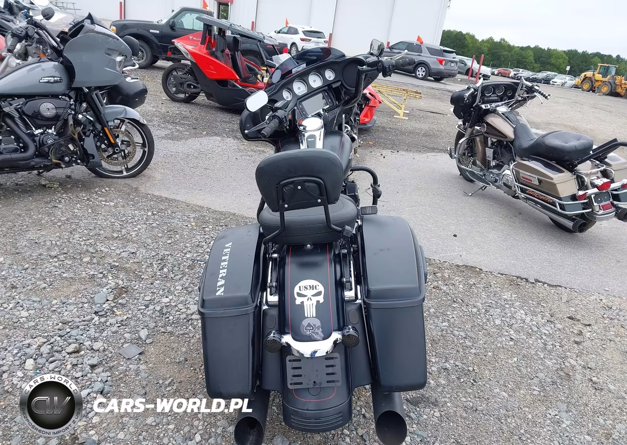 2015 Harley-Davidson Flhxs Street Glide Special VIN:1HD1KRM17FB654480 - 6