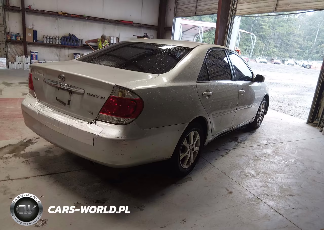 2005 Toyota Camry Xle V6 VIN:4T1BF30K85U103950 - 4