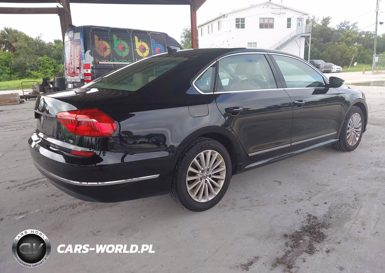 2016 Volkswagen Passat 1.8T Se VIN:1VWBS7A3XGC045666 - 4