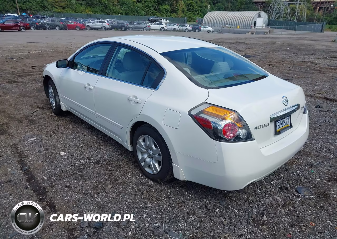 2012 Nissan Altima 2.5 S VIN:1N4AL2AP3CN403325 - 3