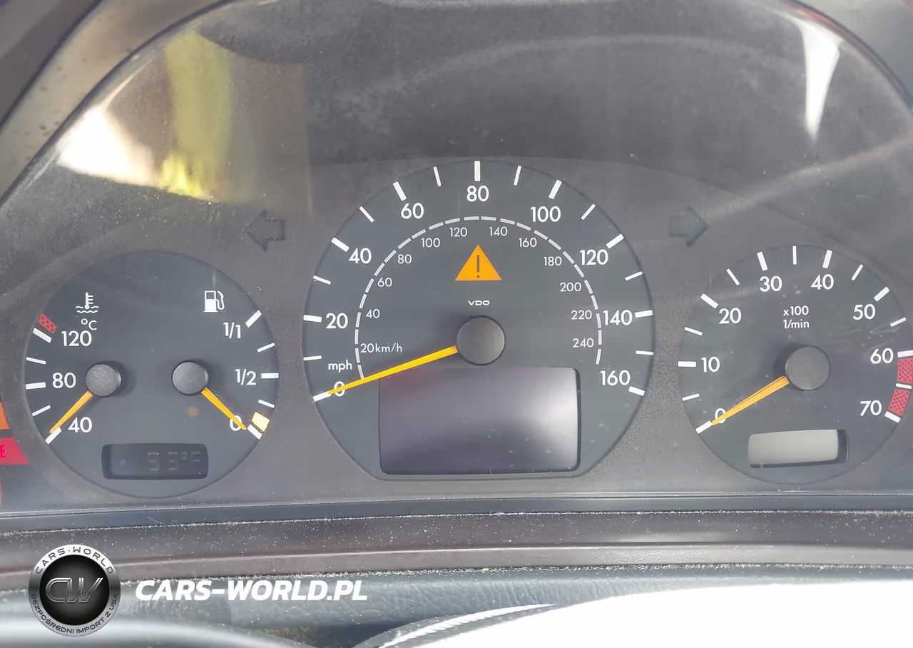 2000 Mercedes-Benz Clk 320 VIN:WDBLJ65G3YF122216 - 7