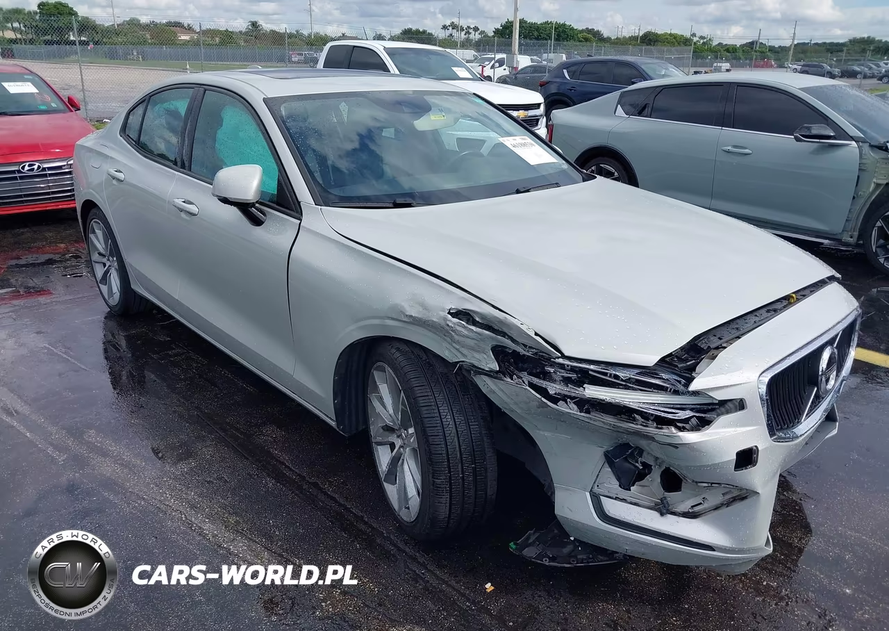 2020 Volvo S60 T5 Momentum VIN:7JR102FK8LG065202 - 6