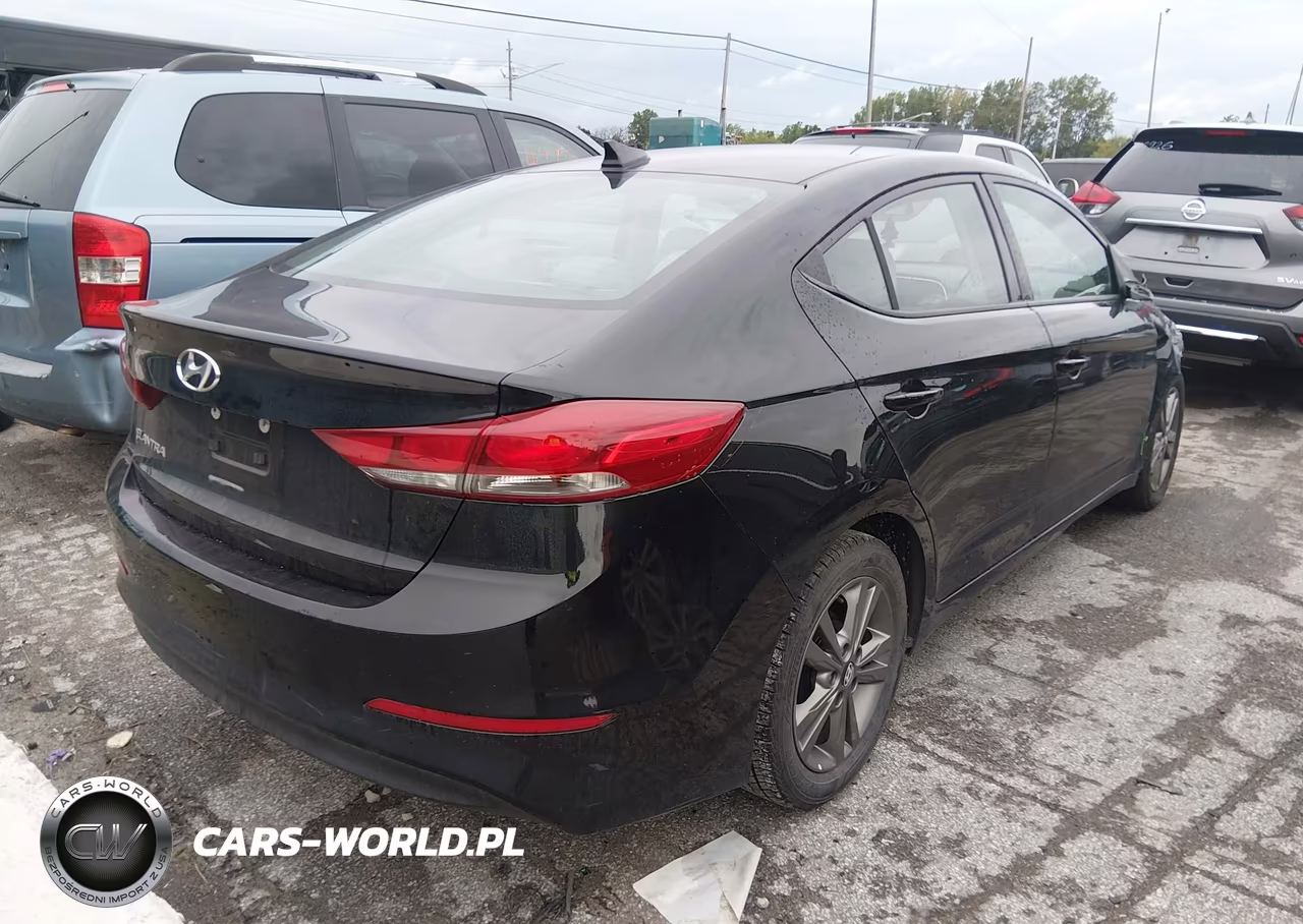2017 Hyundai Elantra Se VIN:5NPD84LF8HH038463 - 4