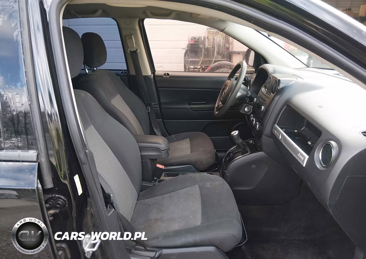 2016 Jeep Compass Sport VIN:1C4NJCBB3GD604566 - 5