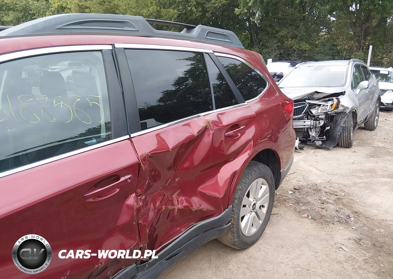 2016 Subaru Outback 2.5I Premium VIN:4S4BSACC5G3336827 - 6