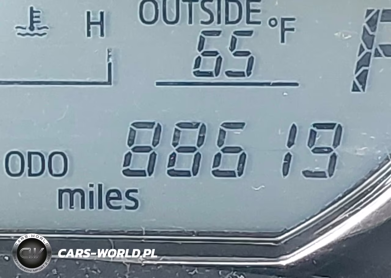2015 Toyota Corolla Le VIN:2T1BURHE6FC399173 - 15