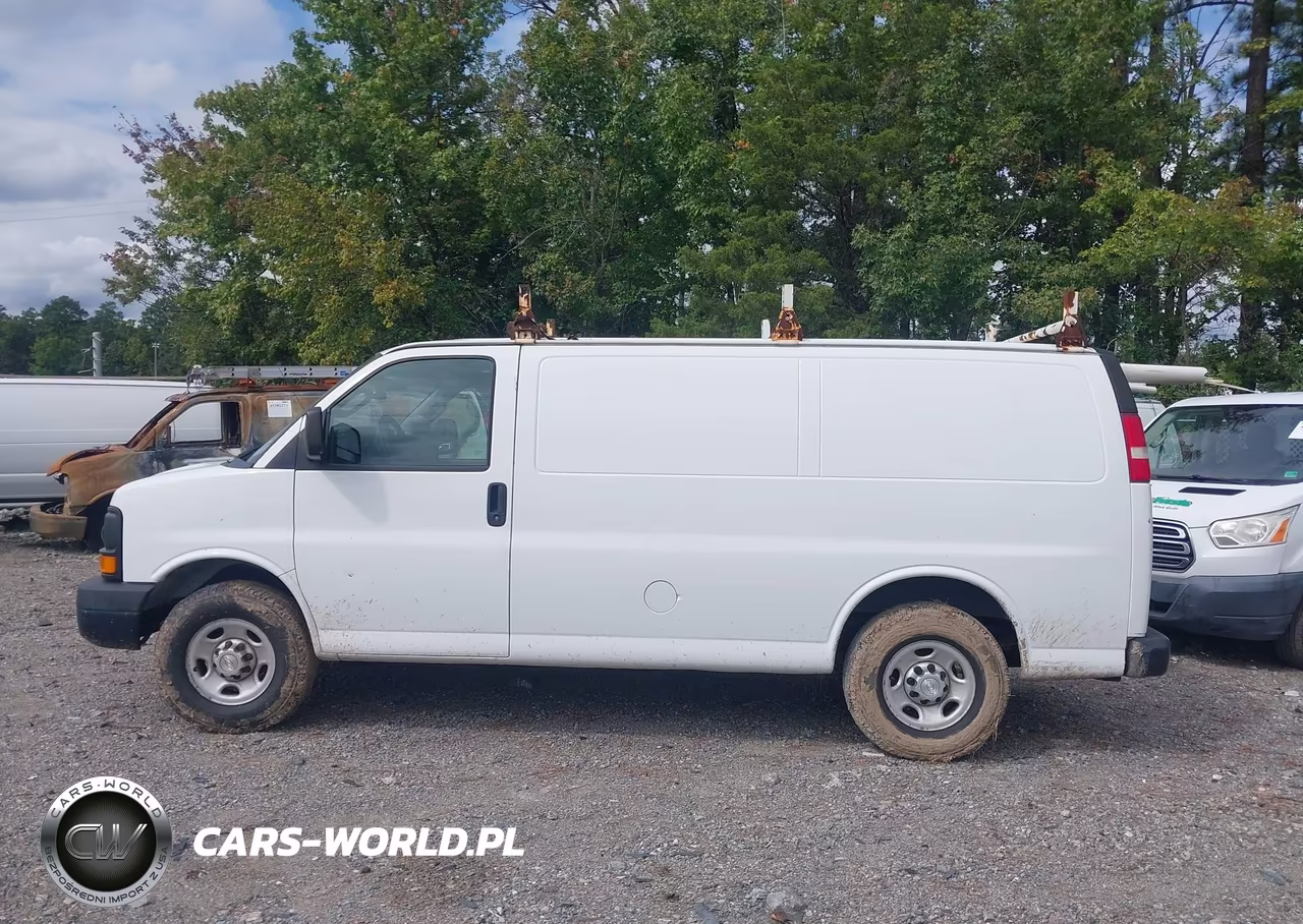 2016 Chevrolet Express Work Van VIN:1GCWGAFF8G1246936 - 14