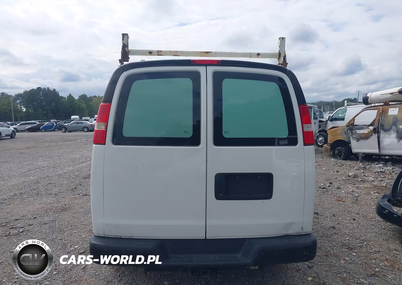 2016 Chevrolet Express Work Van VIN:1GCWGAFF8G1246936 - 16