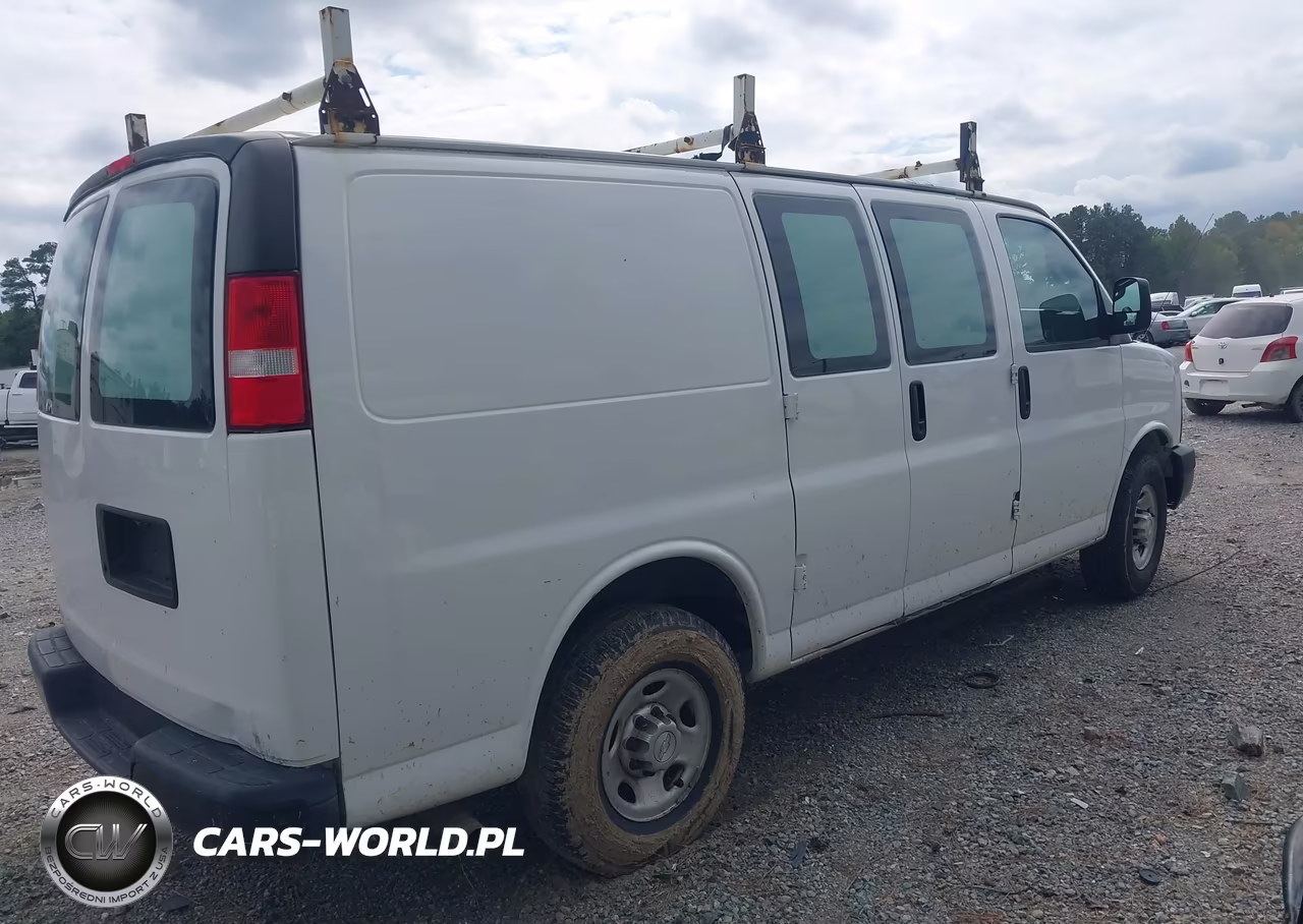 2016 Chevrolet Express Work Van VIN:1GCWGAFF8G1246936 - 4
