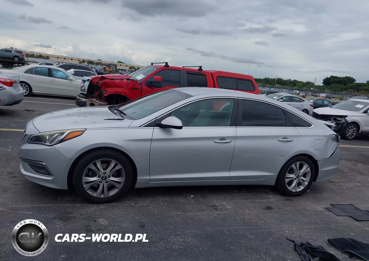 2015 Hyundai Sonata Se VIN:5NPE24AF3FH204958 - 14