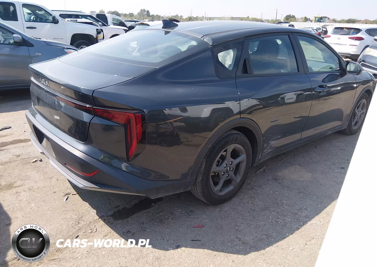 2025 Kia K4 Lxs VIN:3KPFT4DE7SE116692 - 4