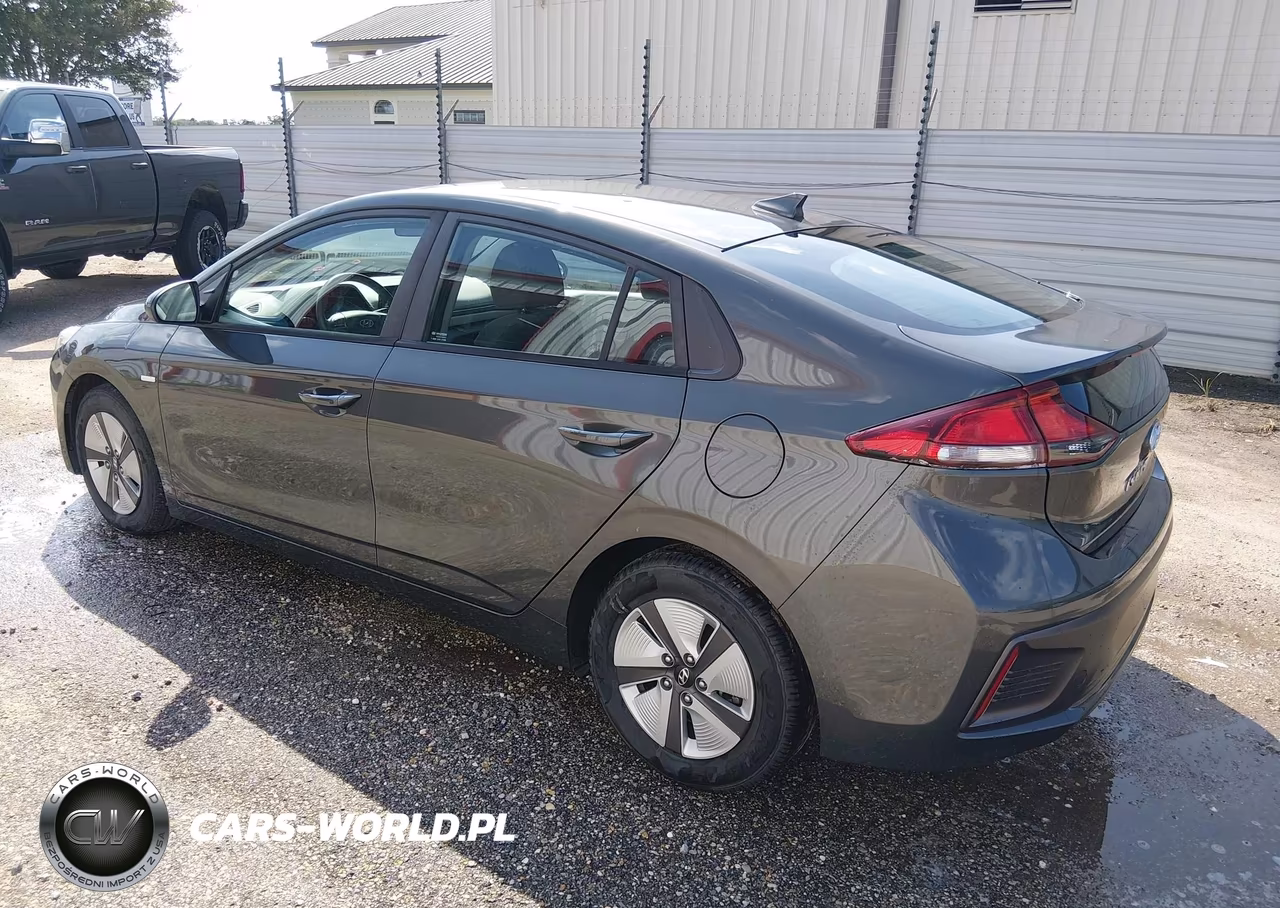 2020 Hyundai Ioniq Hybrid Blue VIN:KMHC65LC0LU221041 - 3