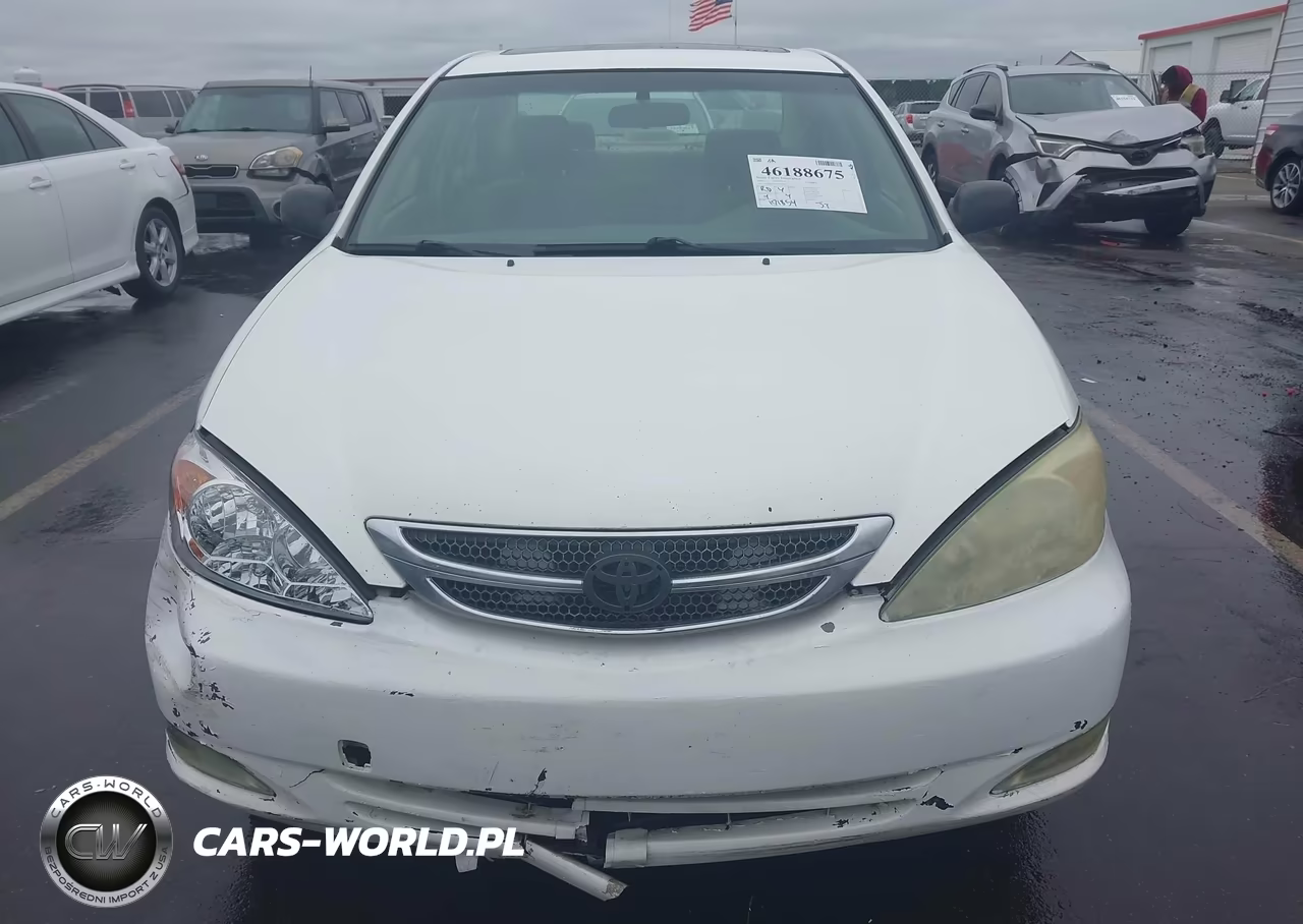 2004 Toyota Camry Le VIN:JTDBE32K640273394 - 12