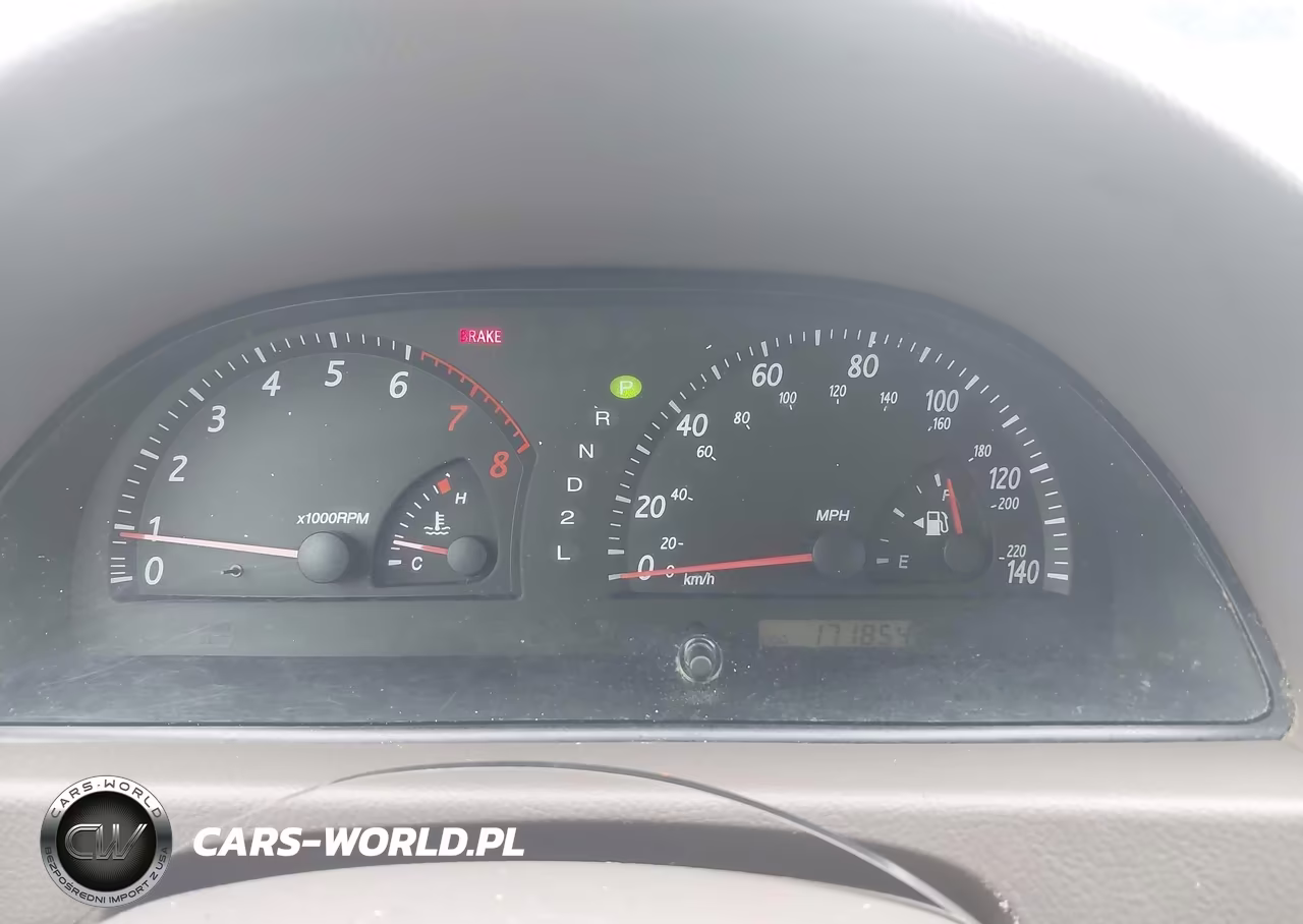 2004 Toyota Camry Le VIN:JTDBE32K640273394 - 7