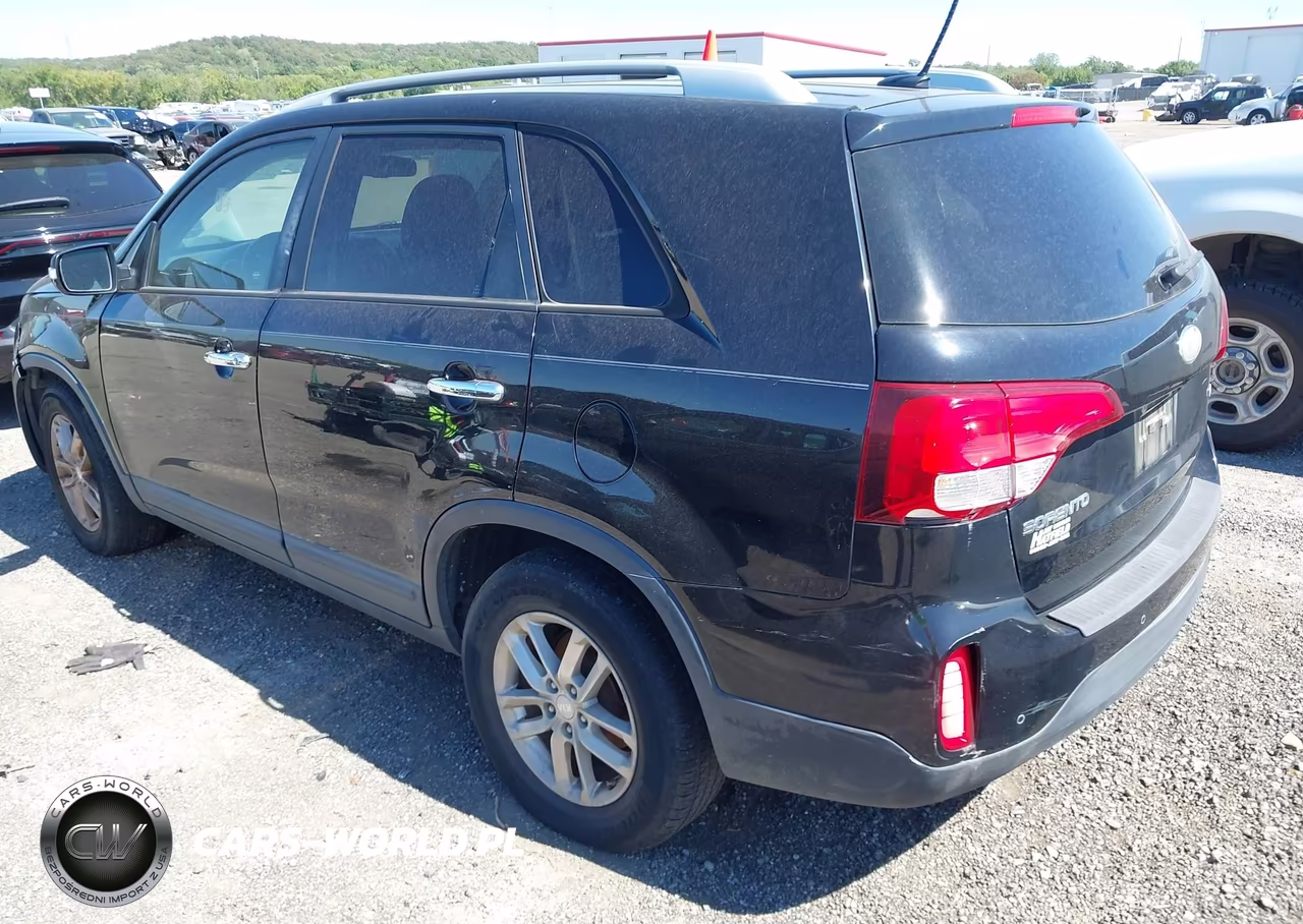 2015 Kia Sorento Lx V6 VIN:5XYKT4A72FG557451 - 3