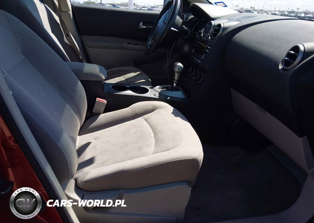 2013 Nissan Rogue S VIN:JN8AS5MT2DW531899 - 5