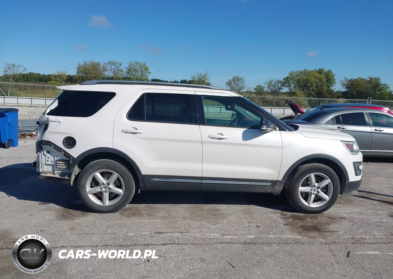 2016 Ford Explorer Xlt VIN:1FM5K8D81GGA11357 - 14