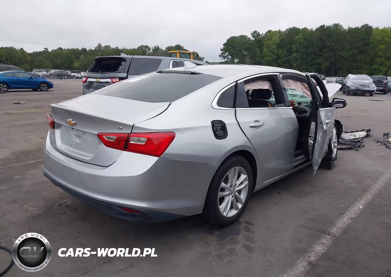 2017 Chevrolet Malibu 1Lt VIN:1G1ZE5ST2HF199079 - 4