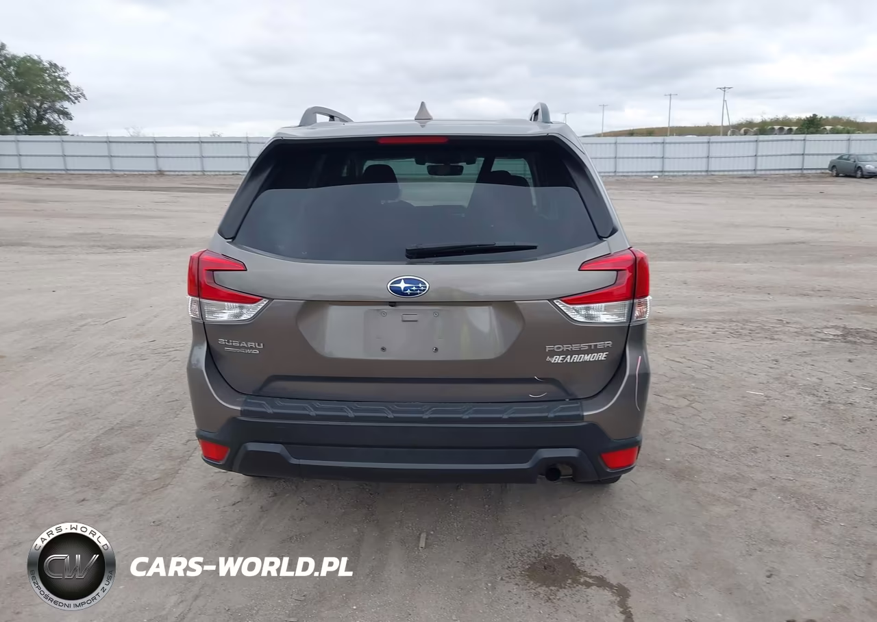 2020 Subaru Forester Premium VIN:JF2SKAJC7LH605335 - 17