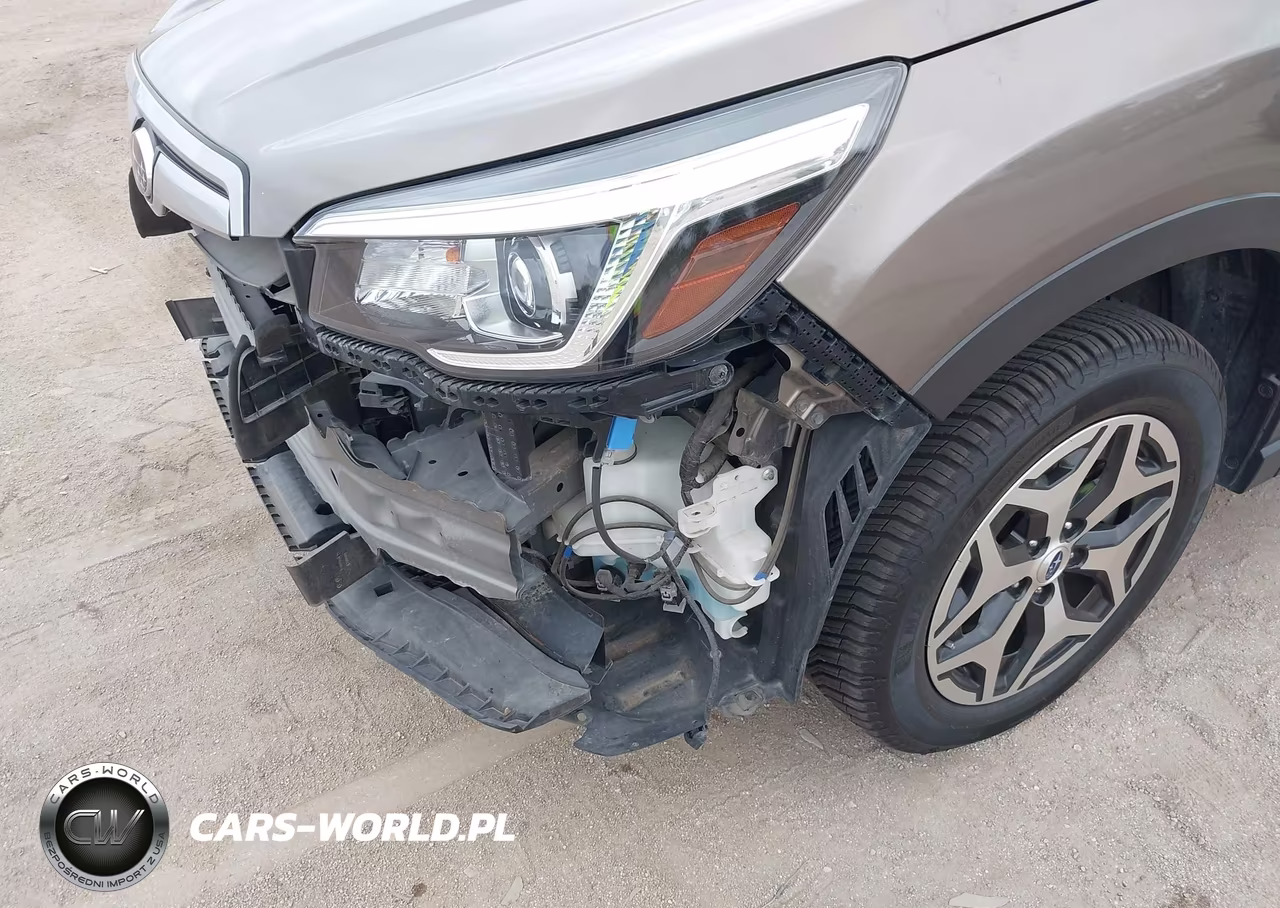 2020 Subaru Forester Premium VIN:JF2SKAJC7LH605335 - 18