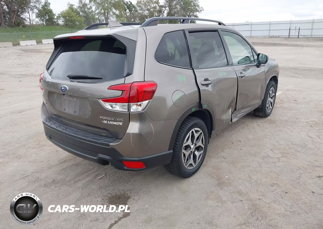 2020 Subaru Forester Premium VIN:JF2SKAJC7LH605335 - 4