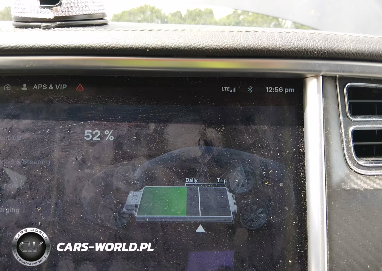 2013 Tesla Model S Performance VIN:5YJSA1DP2DFP05327 - 18