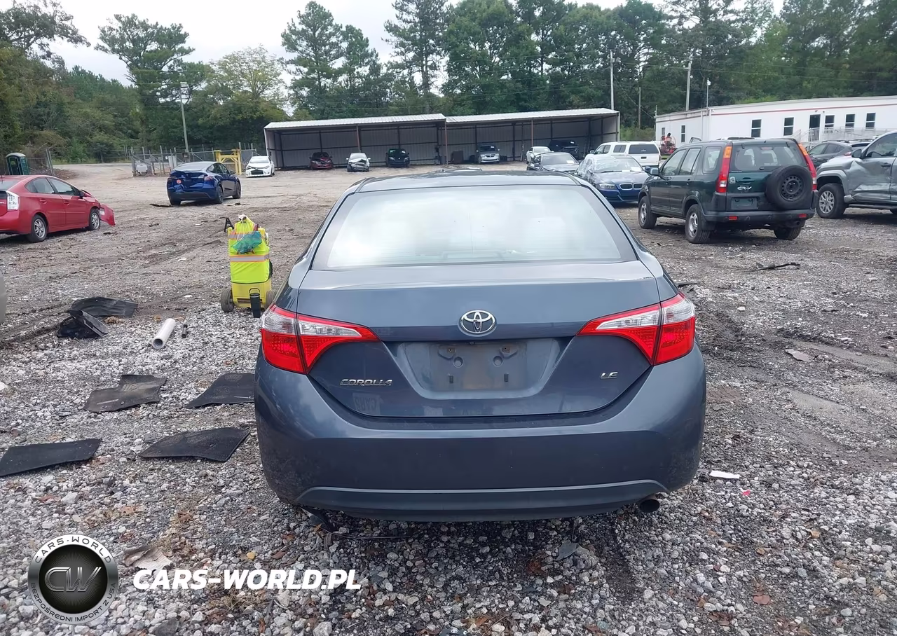 2015 Toyota Corolla Le VIN:2T1BURHE9FC391732 - 17